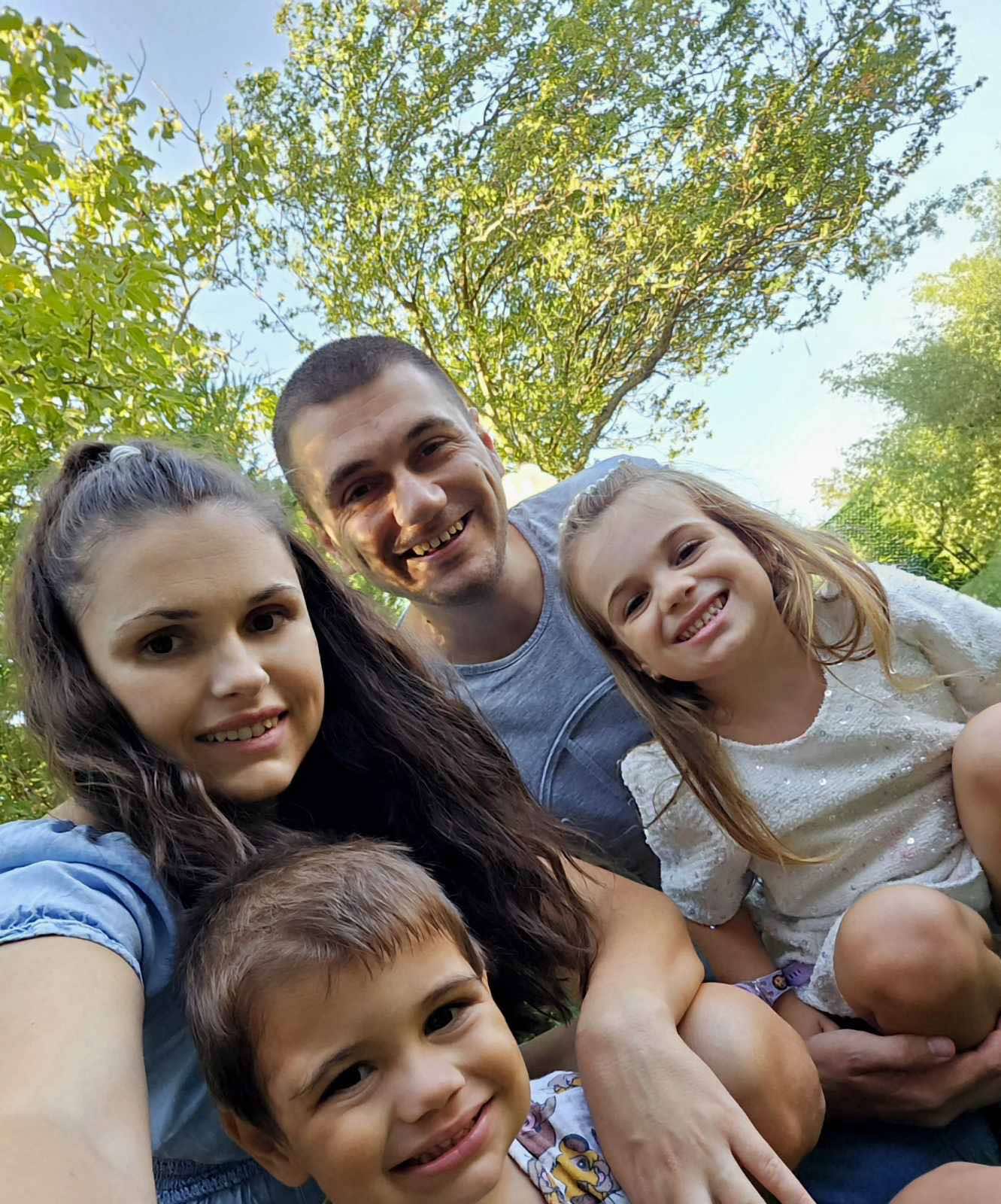 viber_изображение_2025-10-19_17-57-58-236 image of a gift