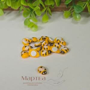 Пчела с лепка