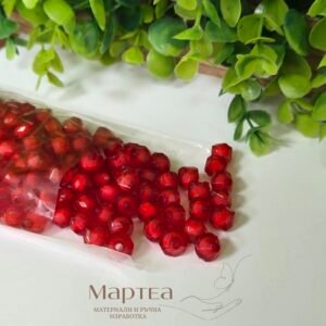 Мънисто червено с пълнеж