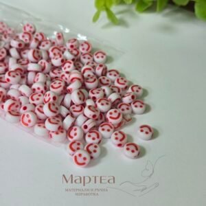 Мънисто усмивка