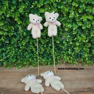 Мече със сърчице на клечка