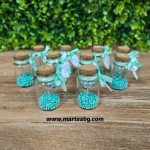 Стъкленица с кръстче