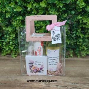 Подаръчна чантичка - вино, бонбони, арома висулка